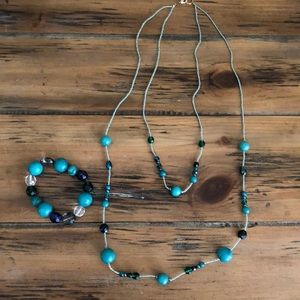 Teal beaded necklace and bracelet
